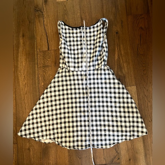 Collectif Black and White Gingham Cottagecore Dress - Picture 3 of 3